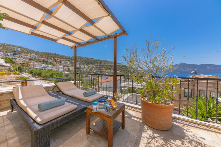 Pergola with Roof: Styles, Materials, Costs & Outdoor Ideas